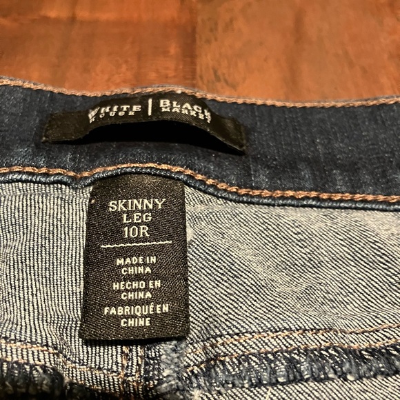 White House Black Market Dark Blue Skinny Jeans - Picture 2 of 6